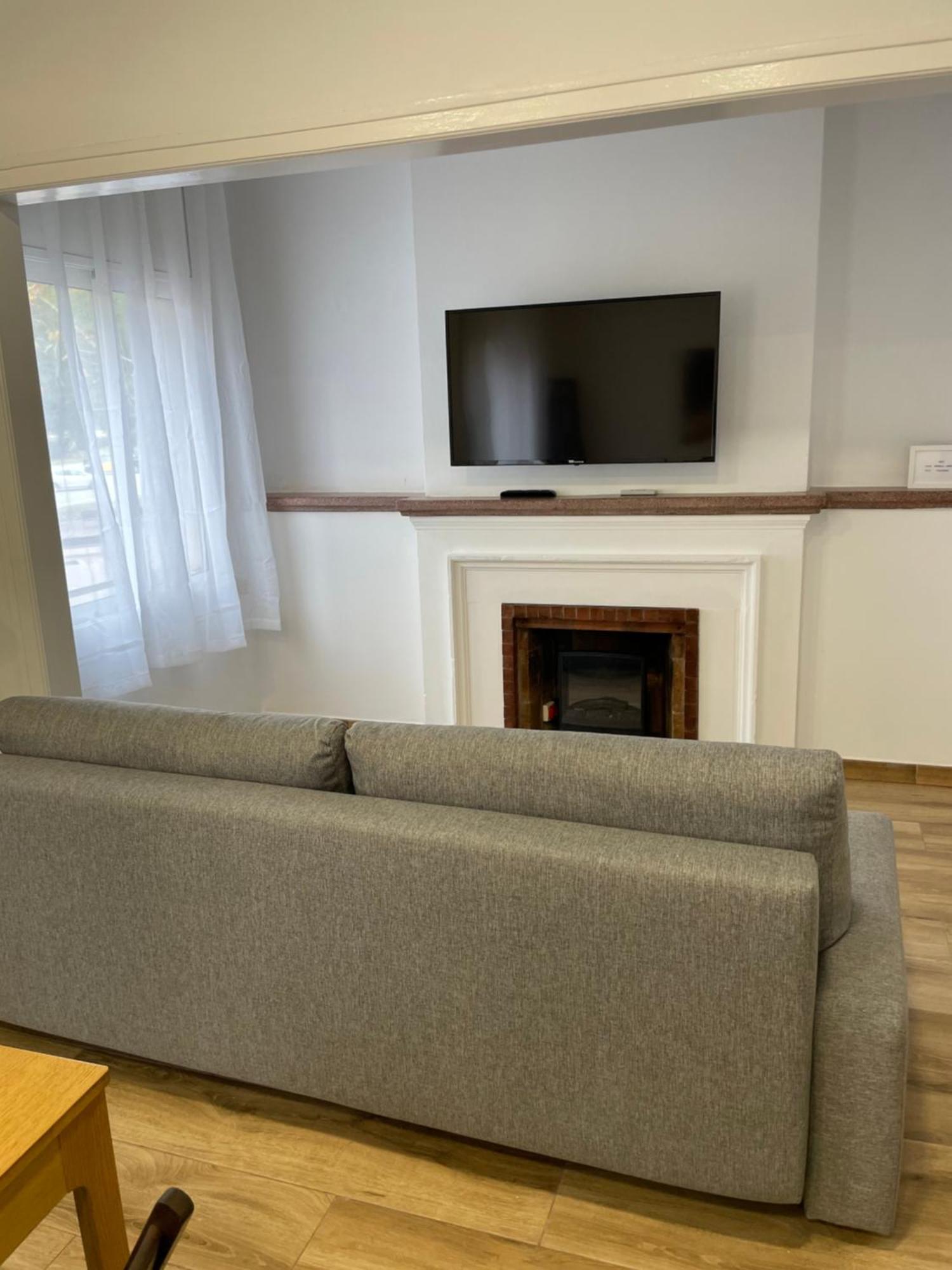Apartamentos Tarradellas Sants Estacio Barcelona Exterior foto